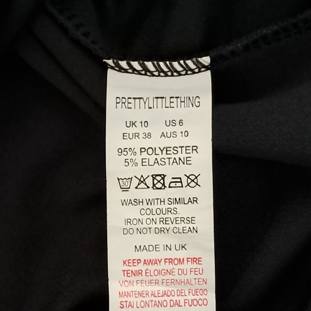 PrettyLittleThing Women's Black Zip up cup detail dress | Size 6 - Picture 7 of 7